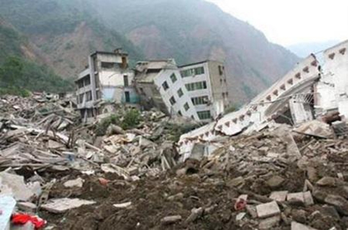 西藏6.3级地震1
